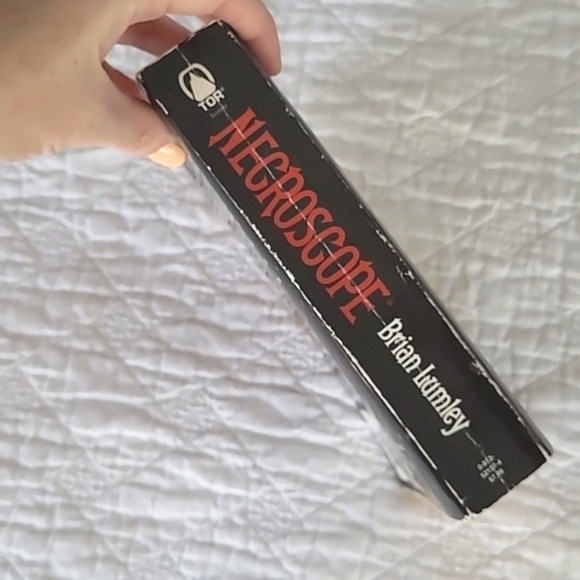 Necroscope, book 1 in supernatural horror series by Brian Lumley 1986 - Picture 2 of 6